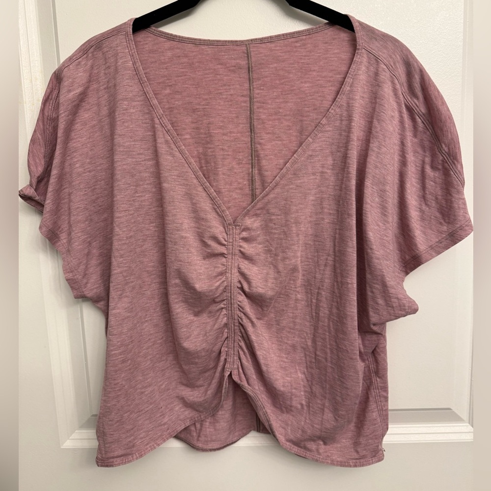 Lululemon Mauve V-Neck Ruched Top size M/L
